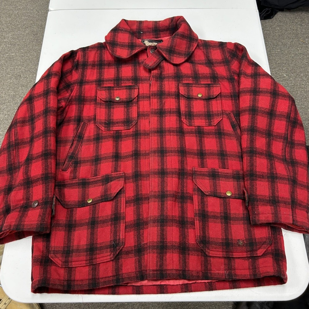 Woolrich Hunting Jacket Mens 44 Red Buffalo Plaid Wool Quilted Coat Vintage